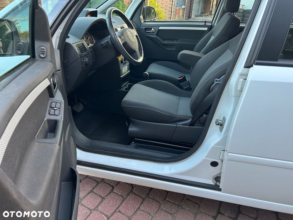 Opel Meriva - 15