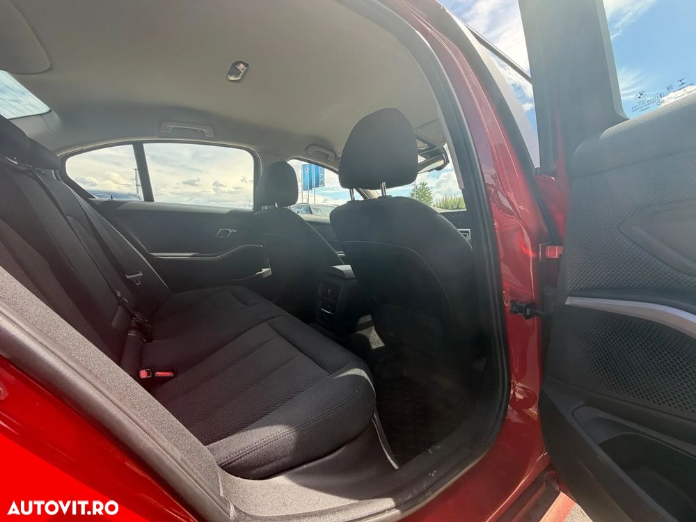 BMW 3 Series 2021 — imagine 6