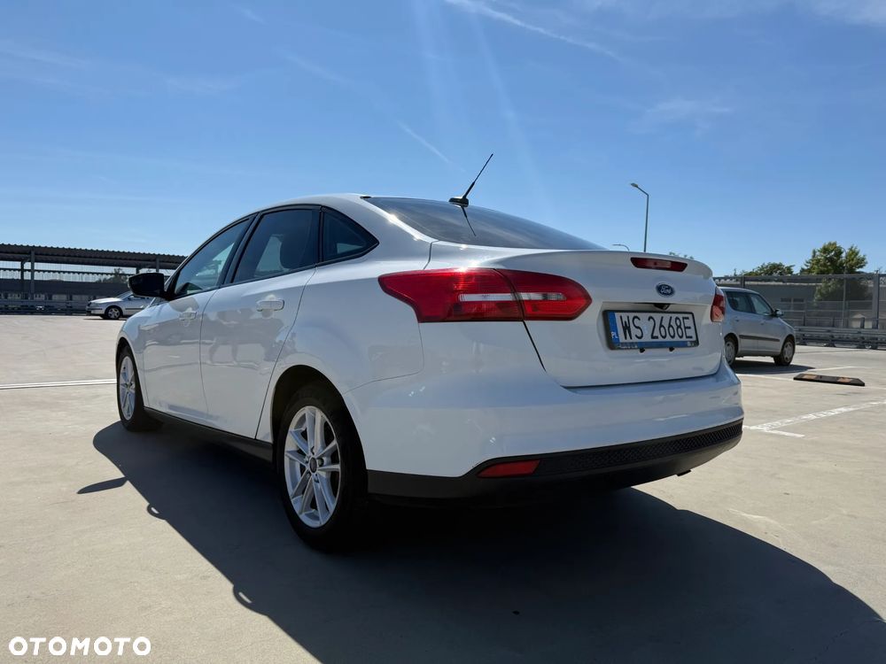Ford Focus - 11