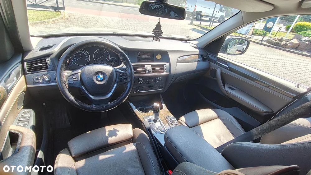BMW X3 xDrive20d - 10