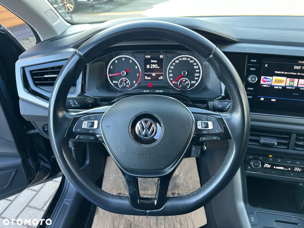 Volkswagen Polo - 8
