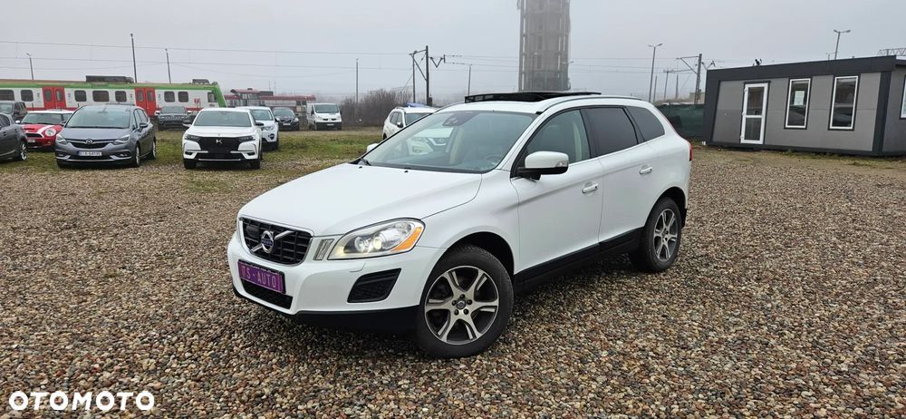 Volvo XC 60 D5 AWD Geartronic Summum - 1