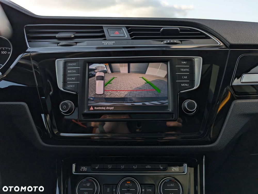 Volkswagen Touran 1.8 TSI (BlueMotion Technology) DSG Highline - 31