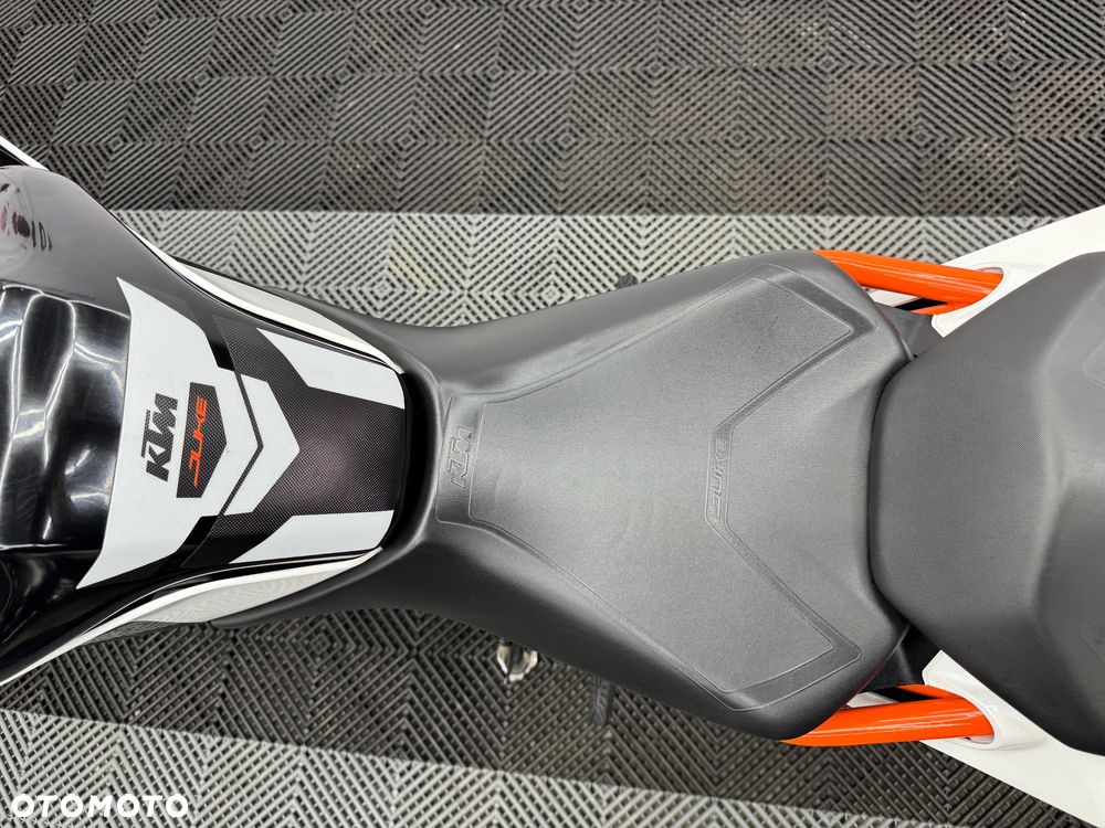 KTM Duke - 22