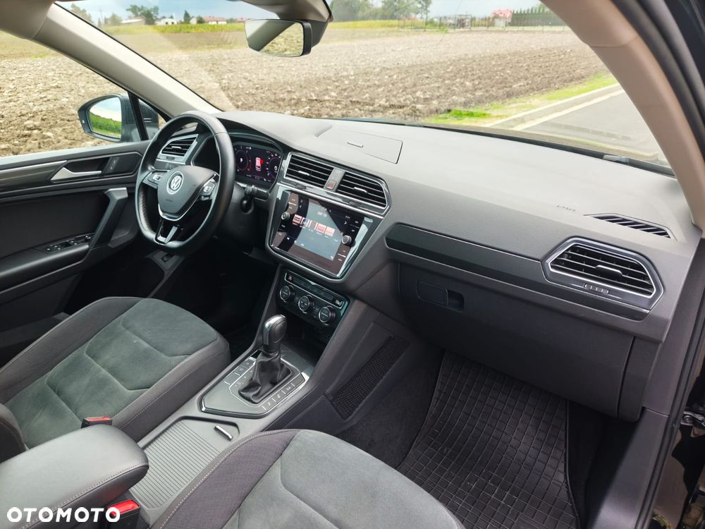 Volkswagen Tiguan - 16