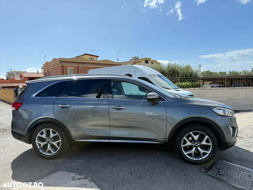 Kia Sorento - 4