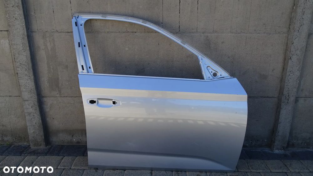 SKODA KAMIQ 658 - drzwi przednie prawe - 1
