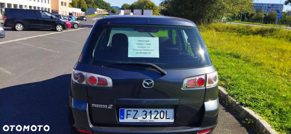 Mazda 2 - 2