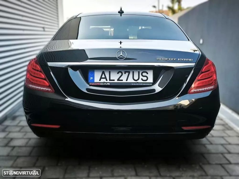 Mercedes-Benz S 300 BlueTEC Hybrid - 13