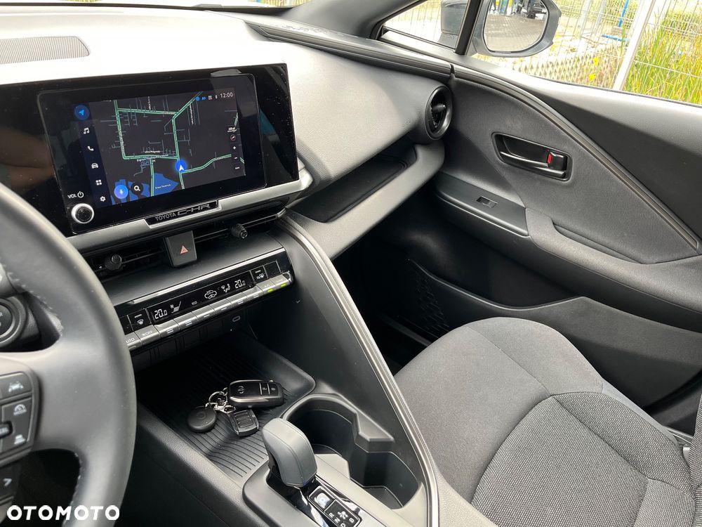 Toyota C-Hr 2024 photo 2