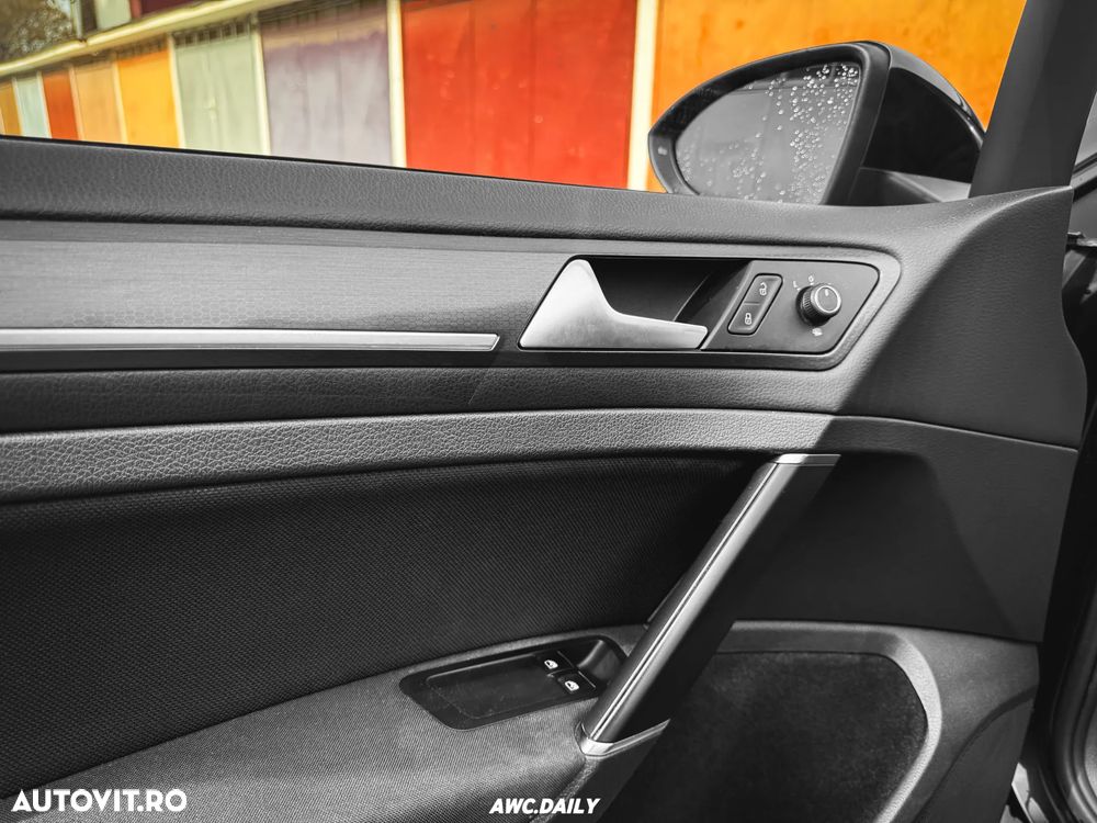 Volkswagen Golf GTI 2.0 TSI OPF Performance - 8