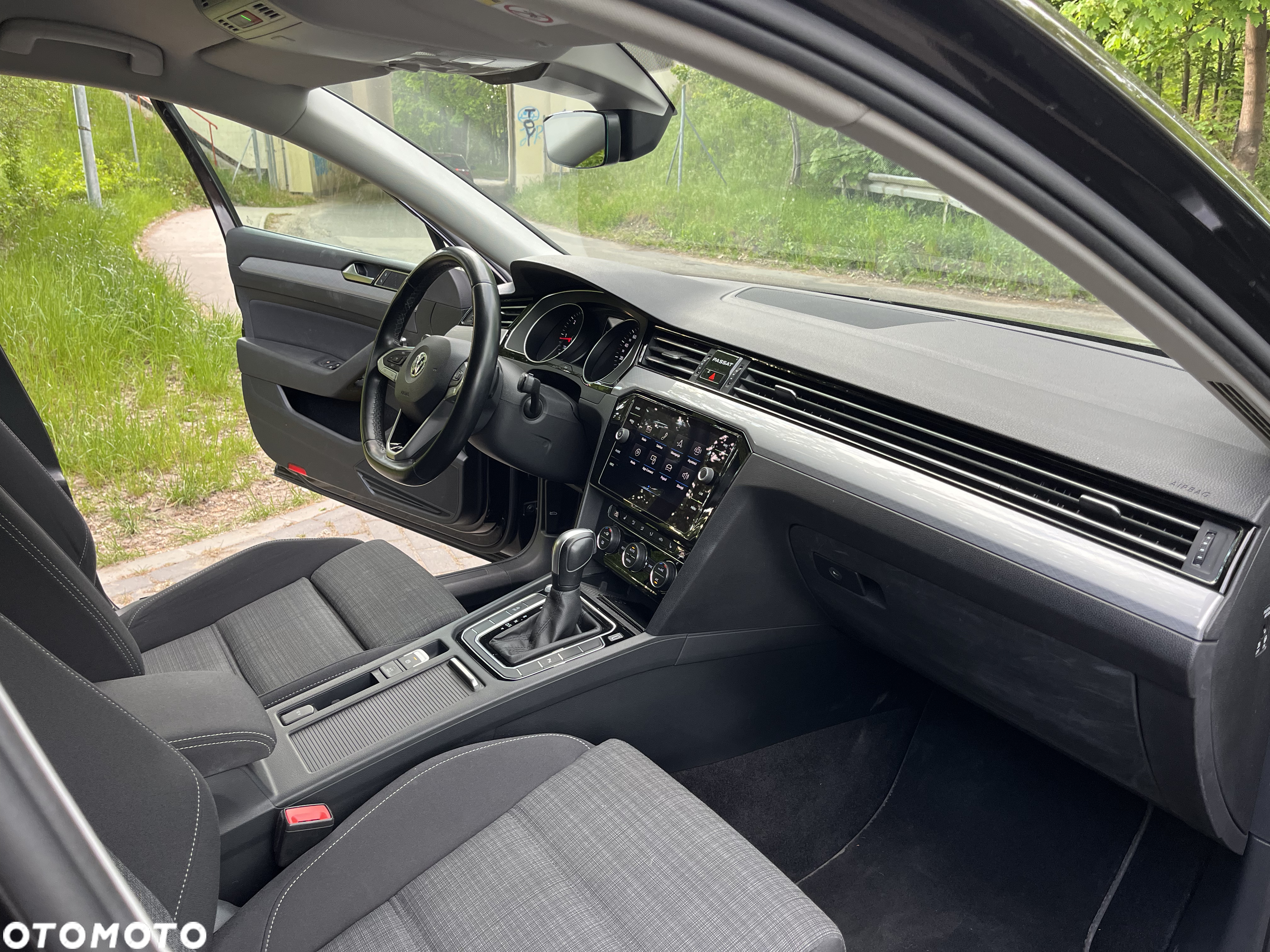 Volkswagen Passat 2.0 TDI Business DSG - 16