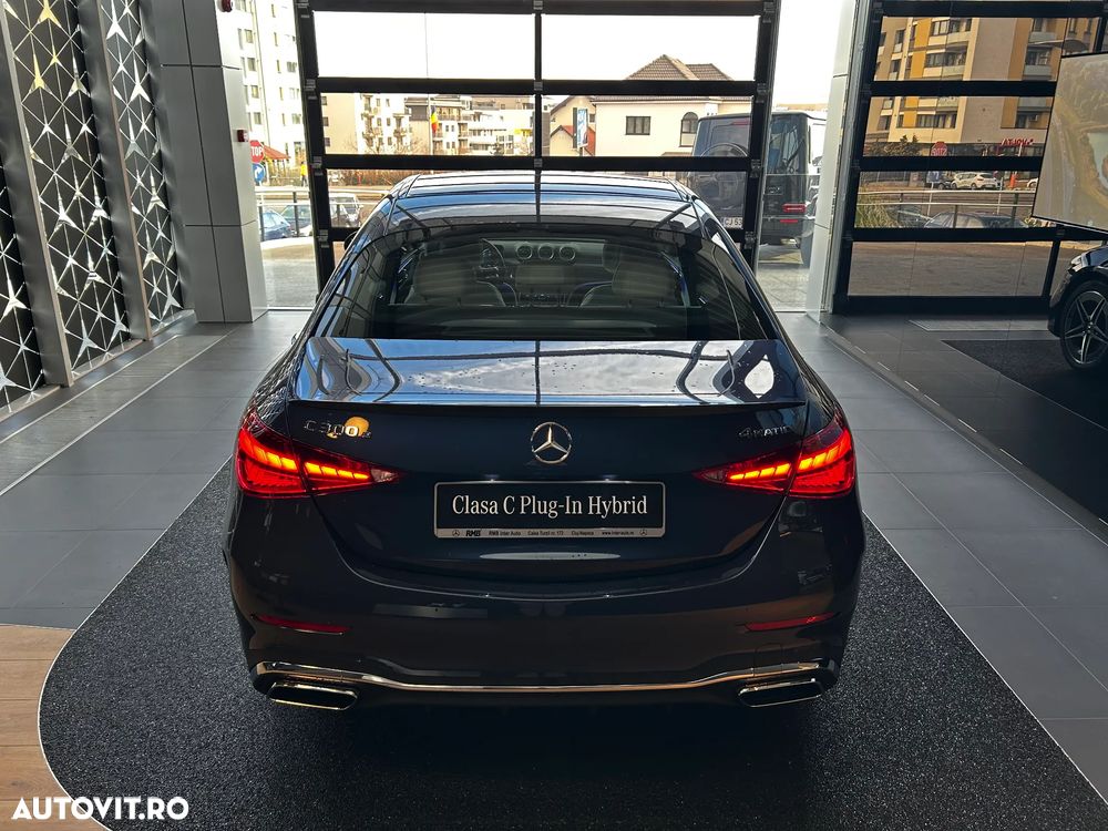 Mercedes-Benz C 300 PHEV 4MATIC - 6