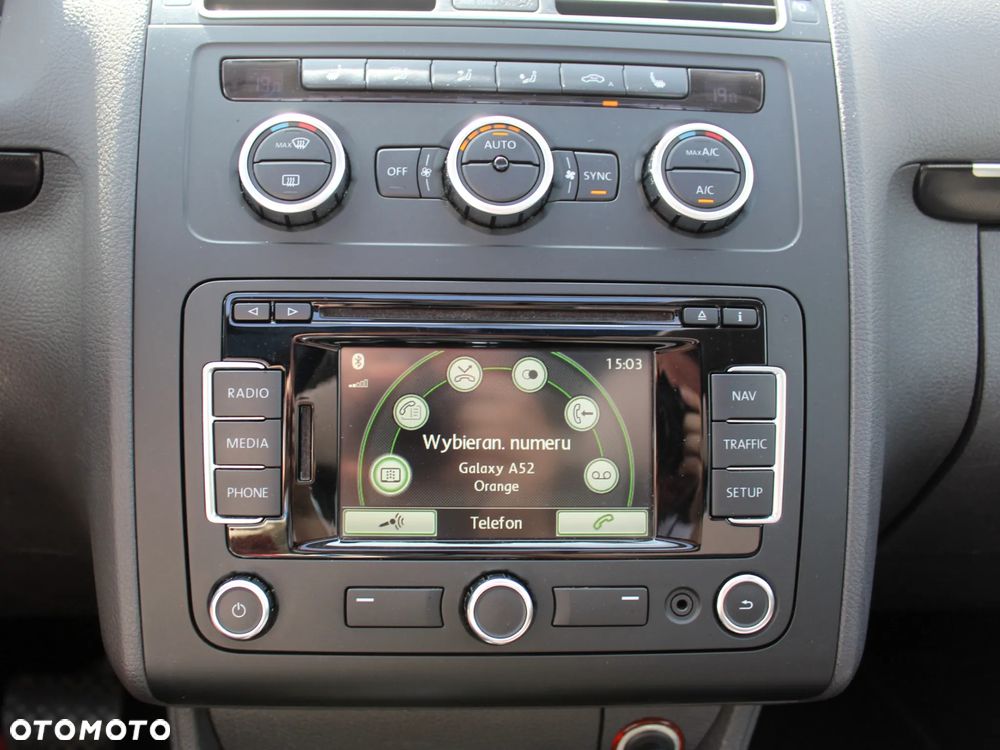 Volkswagen Touran 2.0 TDI DPF Highline DSG - 16