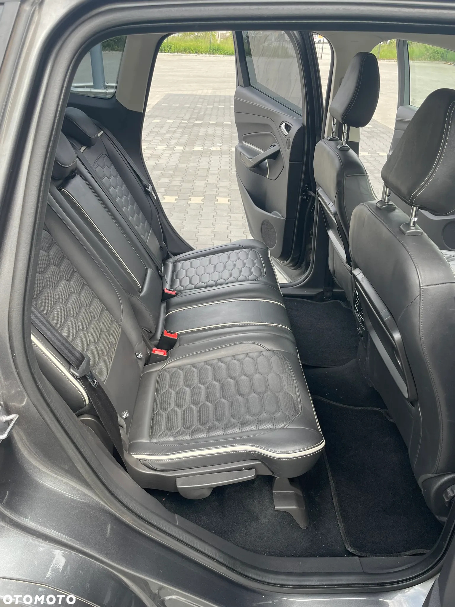 Ford Kuga 2.0 TDCi 2x4 Vignale - 22