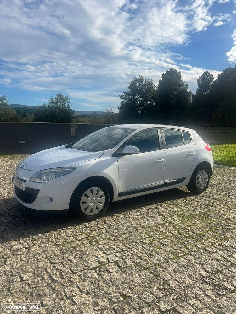 Renault Mégane 1.5 dCi Confort - 5