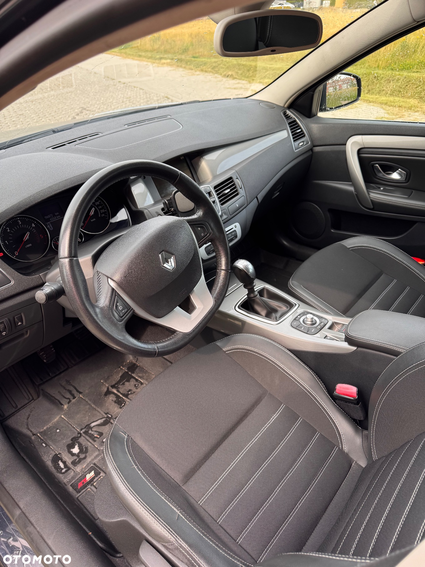 Renault Laguna - 10