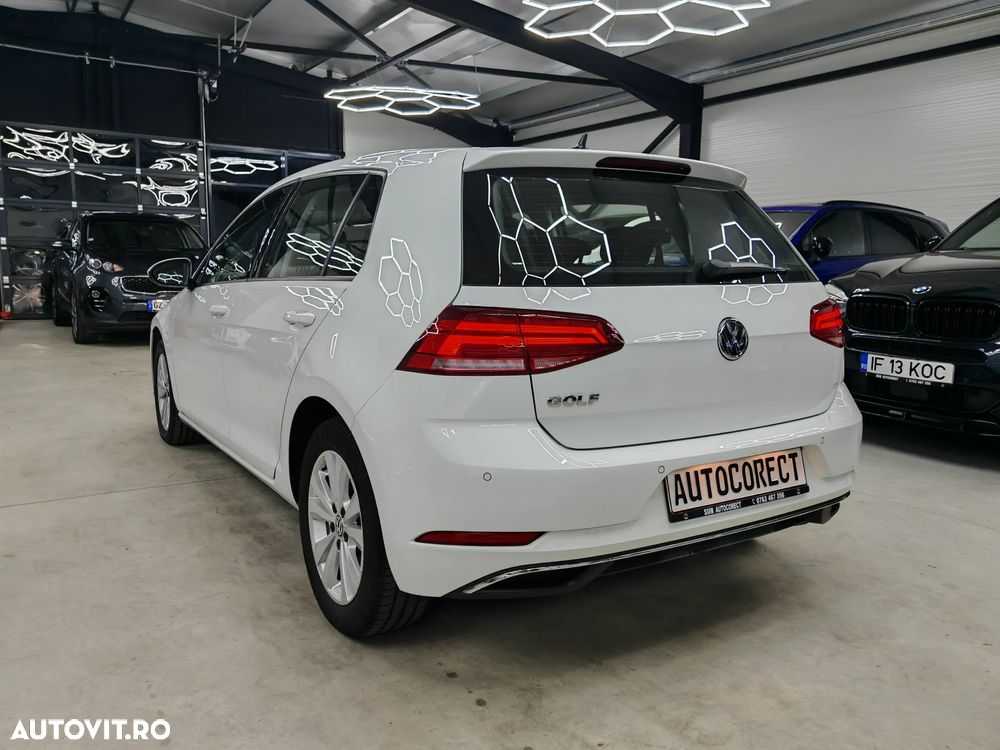 Volkswagen Golf 2.0 TDI (BlueMotion Technology) DSG Comfortline - 5