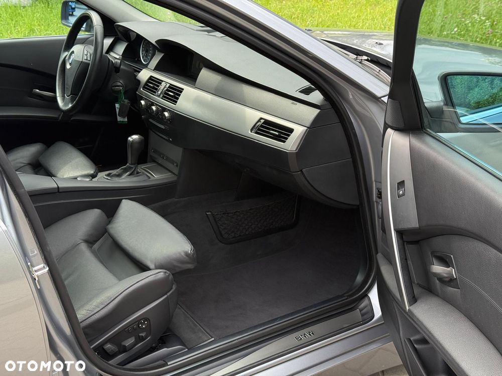 BMW Seria 5 530d - 19