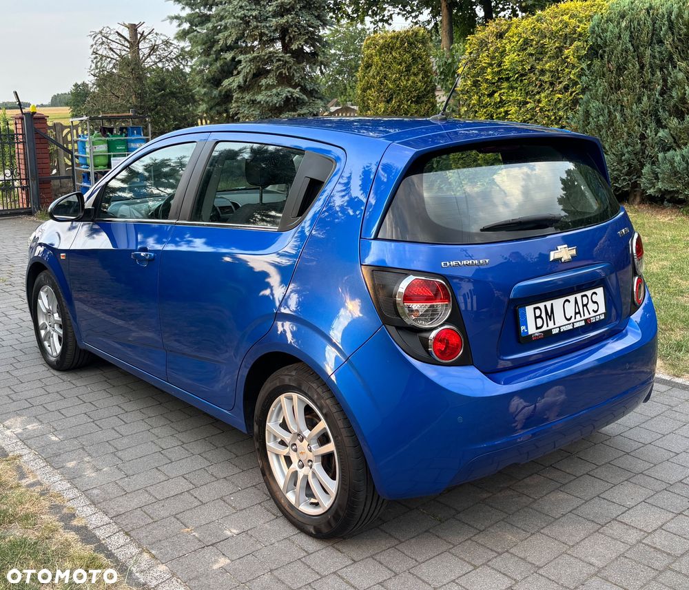 Chevrolet Aveo 1.6 LTZ S/S - 17