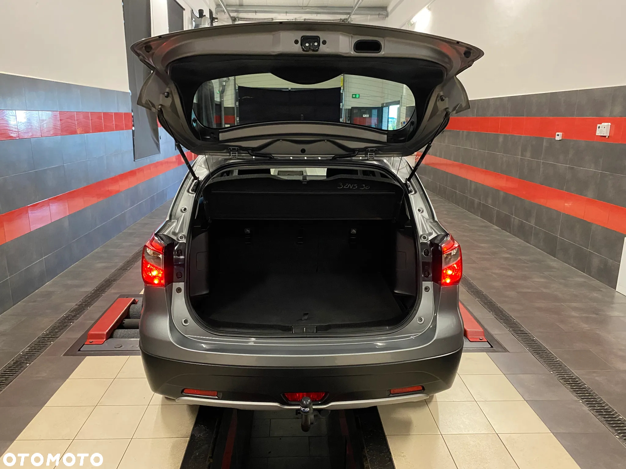 Suzuki SX4 S-Cross 1.6 VVT CVT 4x2 Comfort - 9