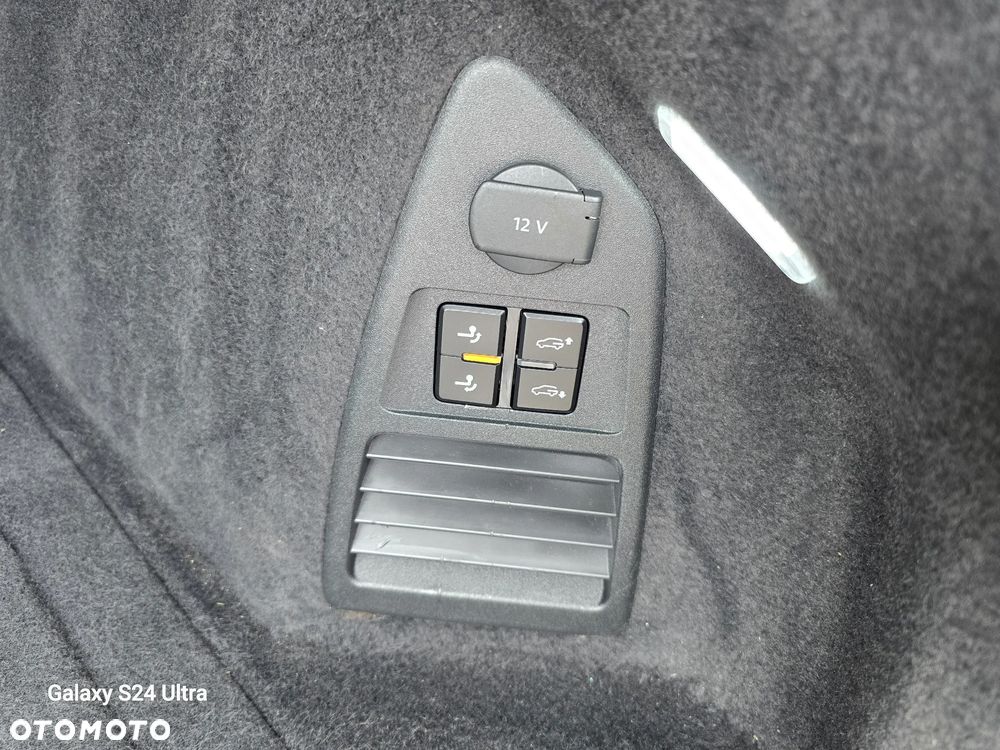 Volkswagen Touareg 3.0 V6 TFSI Plug-In Hybrid 4Mot R - 33