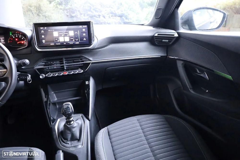 Peugeot 2008 1.2 PureTech Active - 16