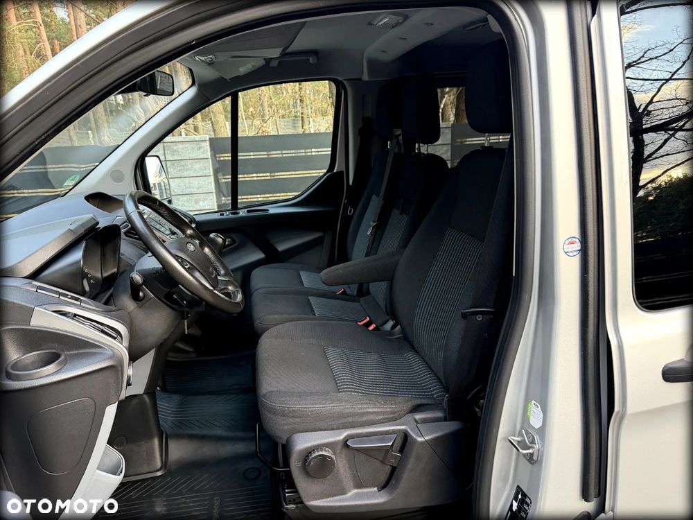Ford TRANSIT CUSTOM - 22