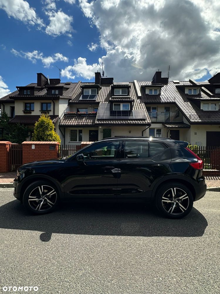 Volvo XC 40 T3 R-Design - 6