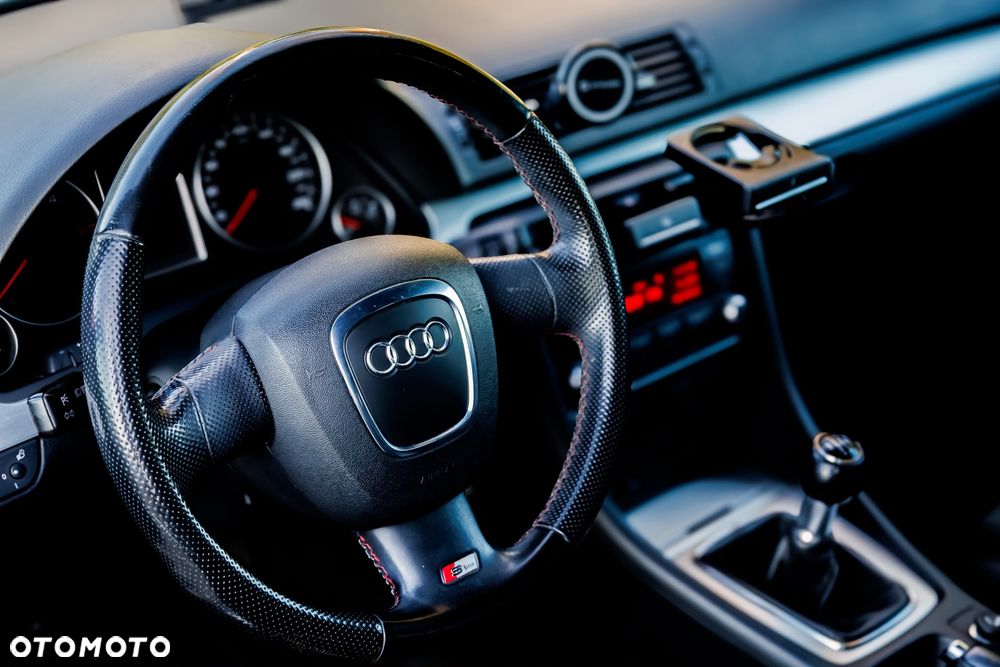 Audi A4 Avant 2.0 TDI DPF S line Sportpaket (plus) - 7
