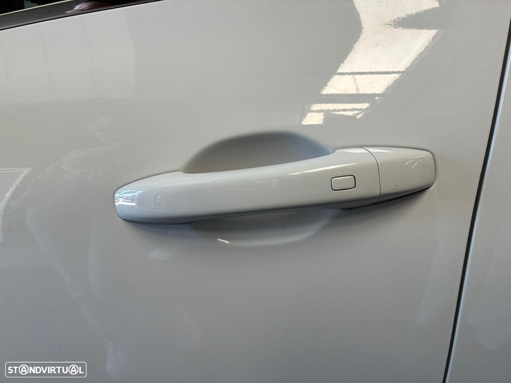 Renault Clio 1.0 TCe RS Line - 12