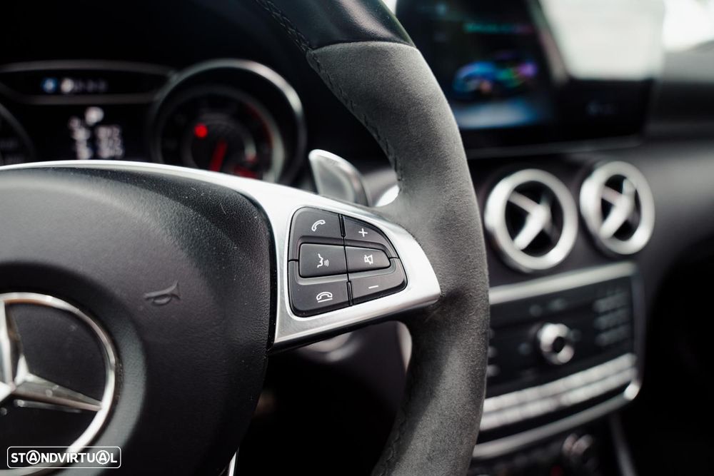 Mercedes-Benz A 45 AMG 4-Matic - 26