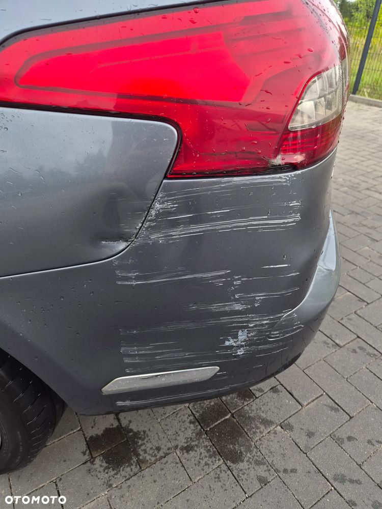 Citroën C5 1.6 HDi Attraction - 8