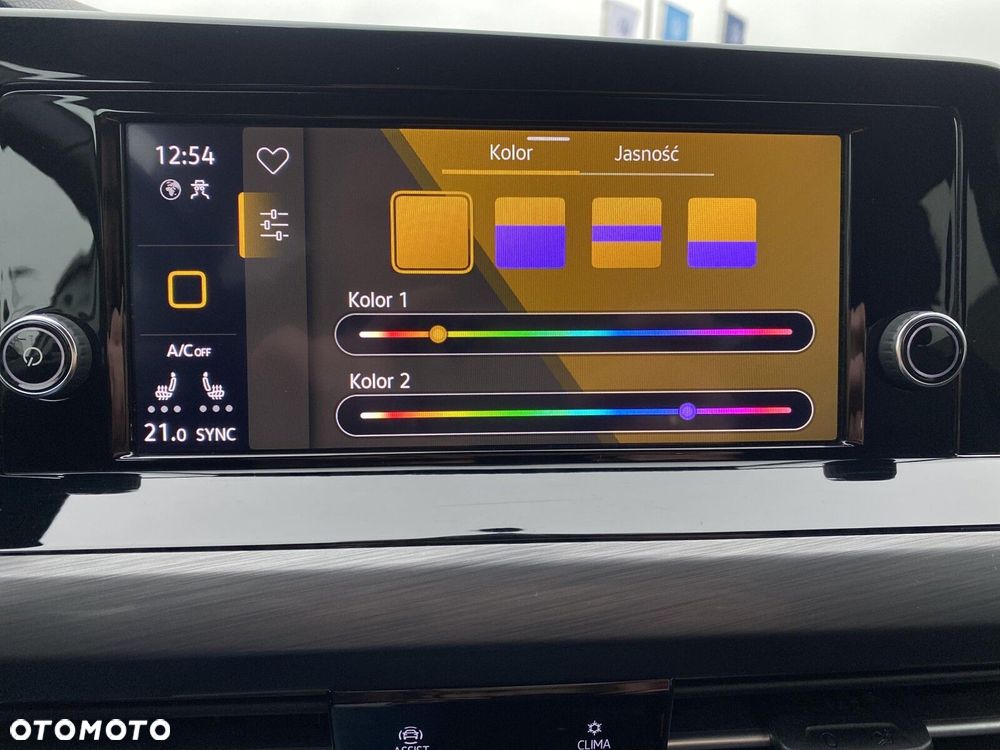 Volkswagen Golf - 21