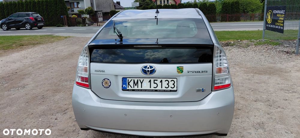 Toyota Prius 1.8 HSD Prestige - 5