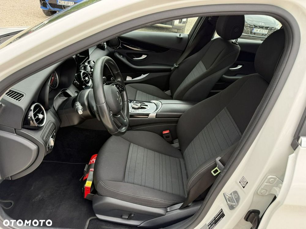 Mercedes-Benz Klasa C 220 d 9G-TRONIC - 11