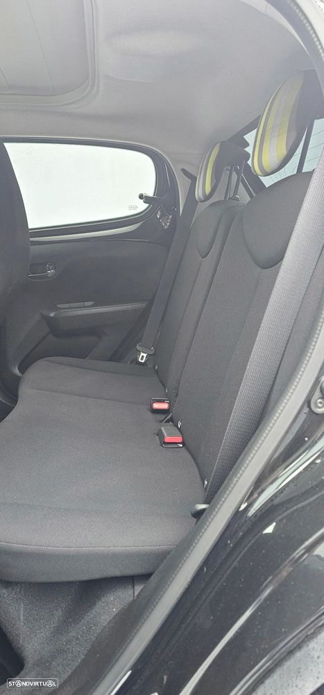 Peugeot 108 1.0 VTI S&S Top! Allure - 11