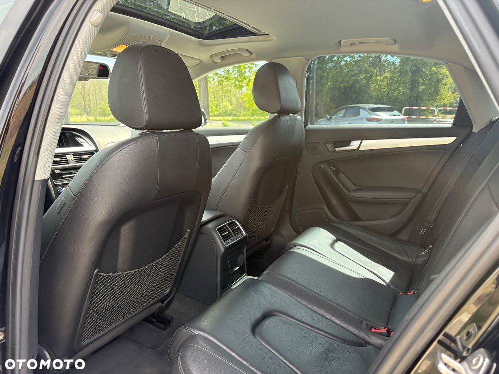 Audi A4 Limousine - 11