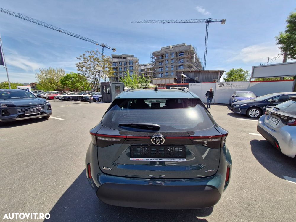 Toyota Yaris Cross - 8
