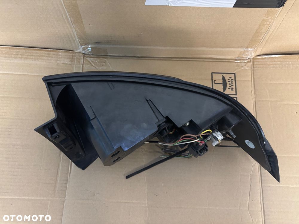RANGE ROVER EVOQUE 12 r LAMPA PRAWY TYL TYLNA - 6