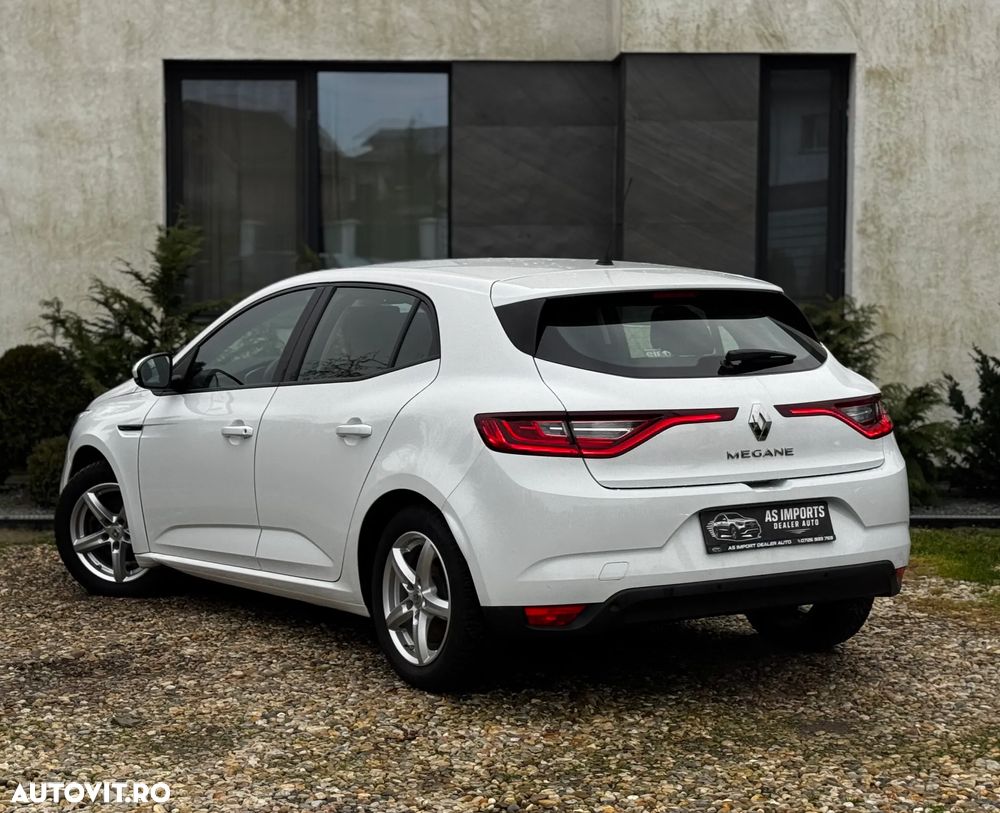 Renault Megane BLUE dCi 115 ZEN - 5