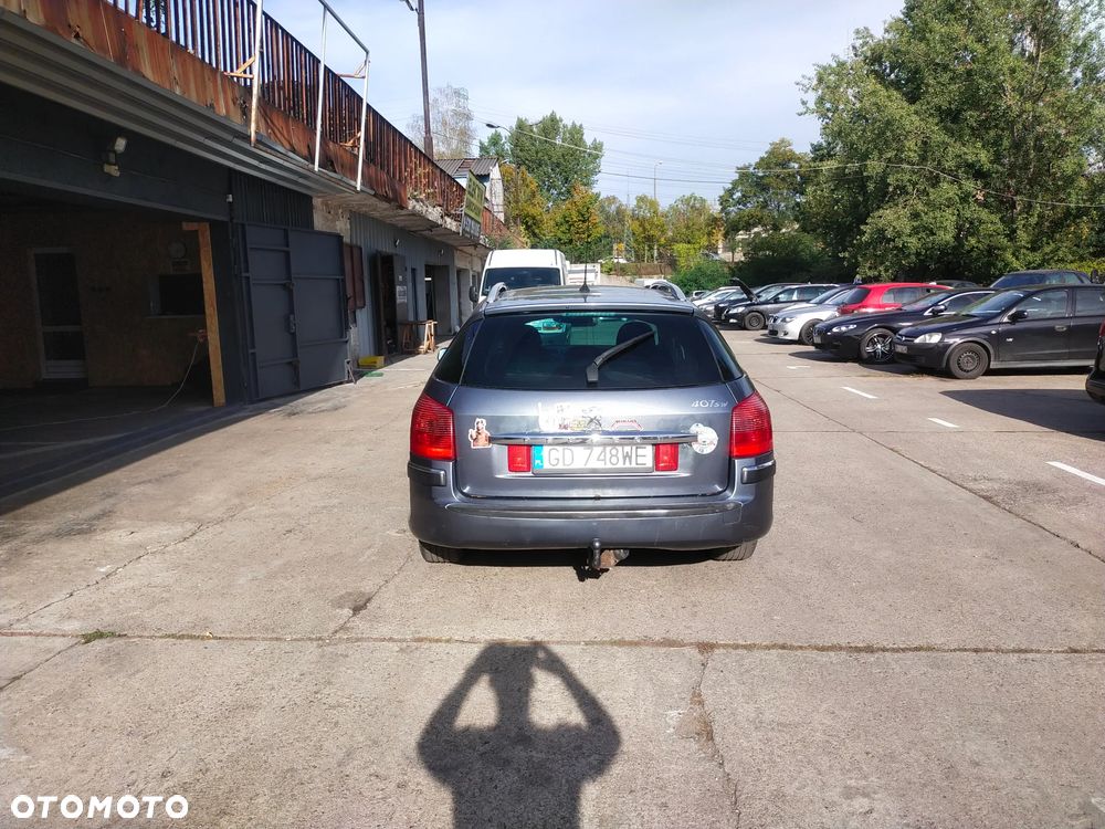 Peugeot 407 - 6