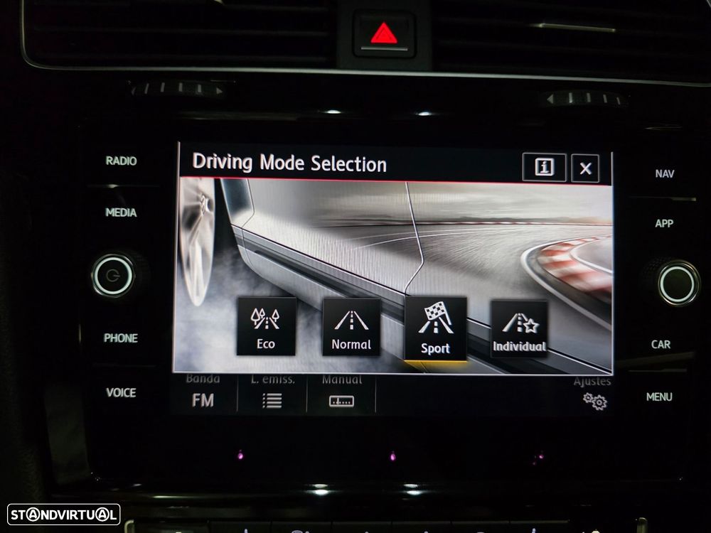 VW Golf 2.0 TSI GTI DSG Performance - 18