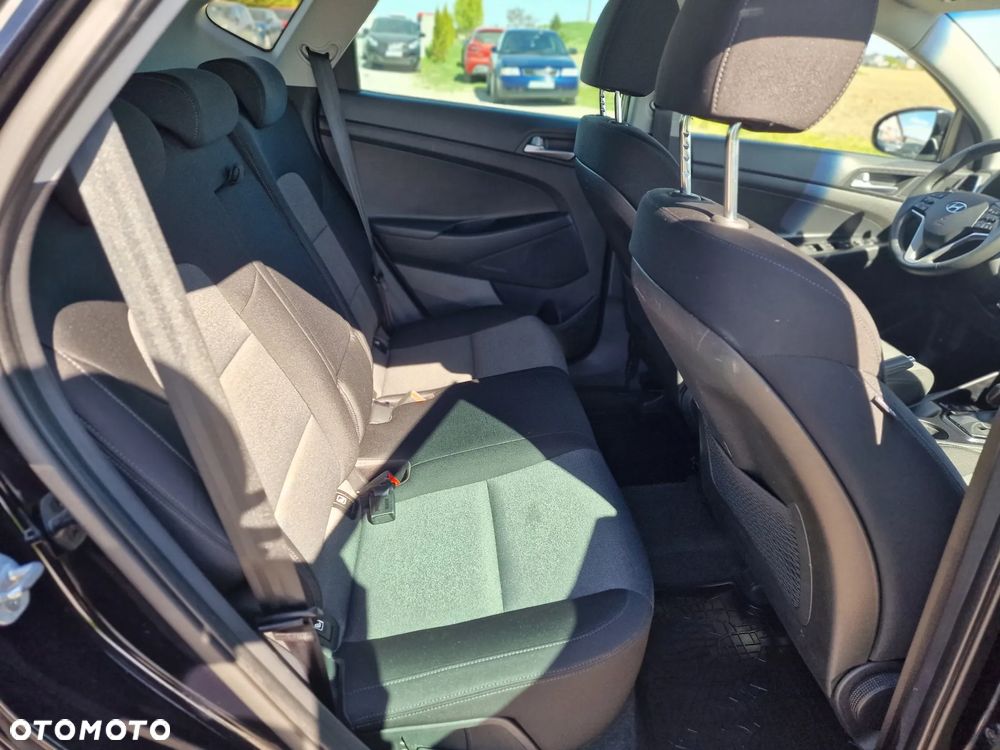 Hyundai Tucson blue 1.6 CRDi 2WD DCT Premium - 24