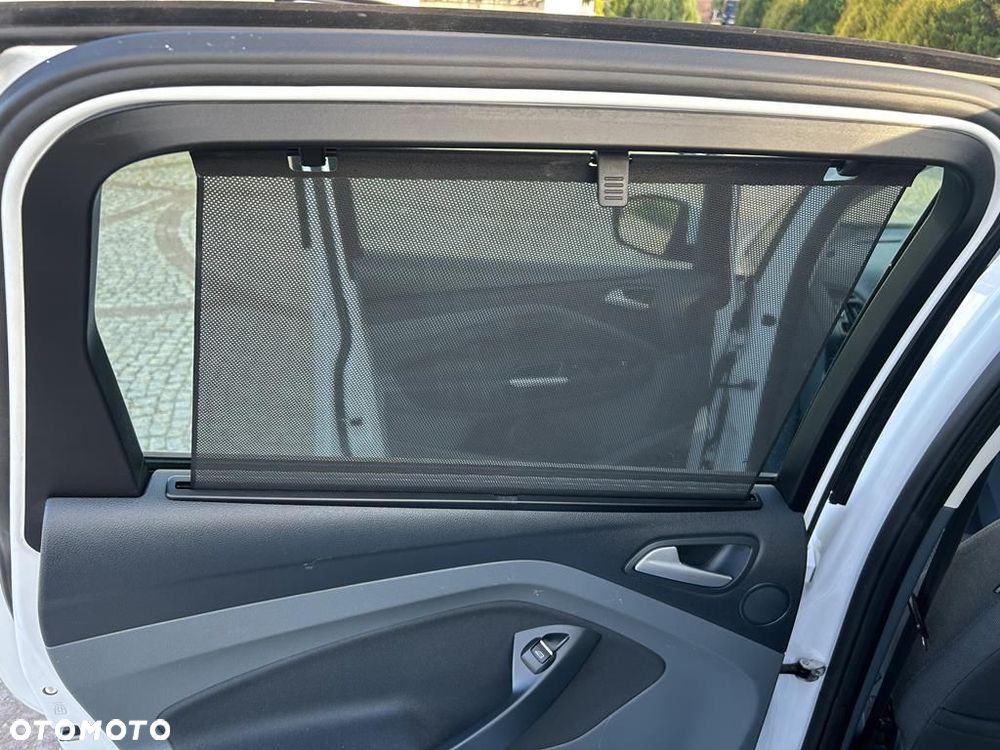 Ford C-MAX - 12
