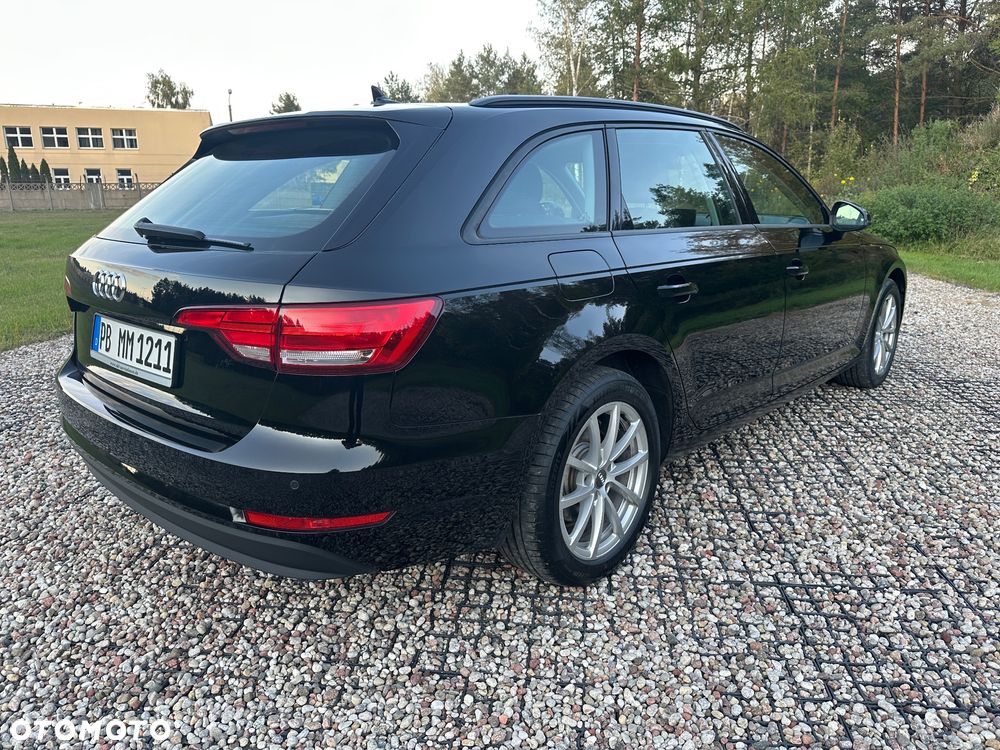 Audi A4 Avant 2.0 TDI Design S tronic - 10