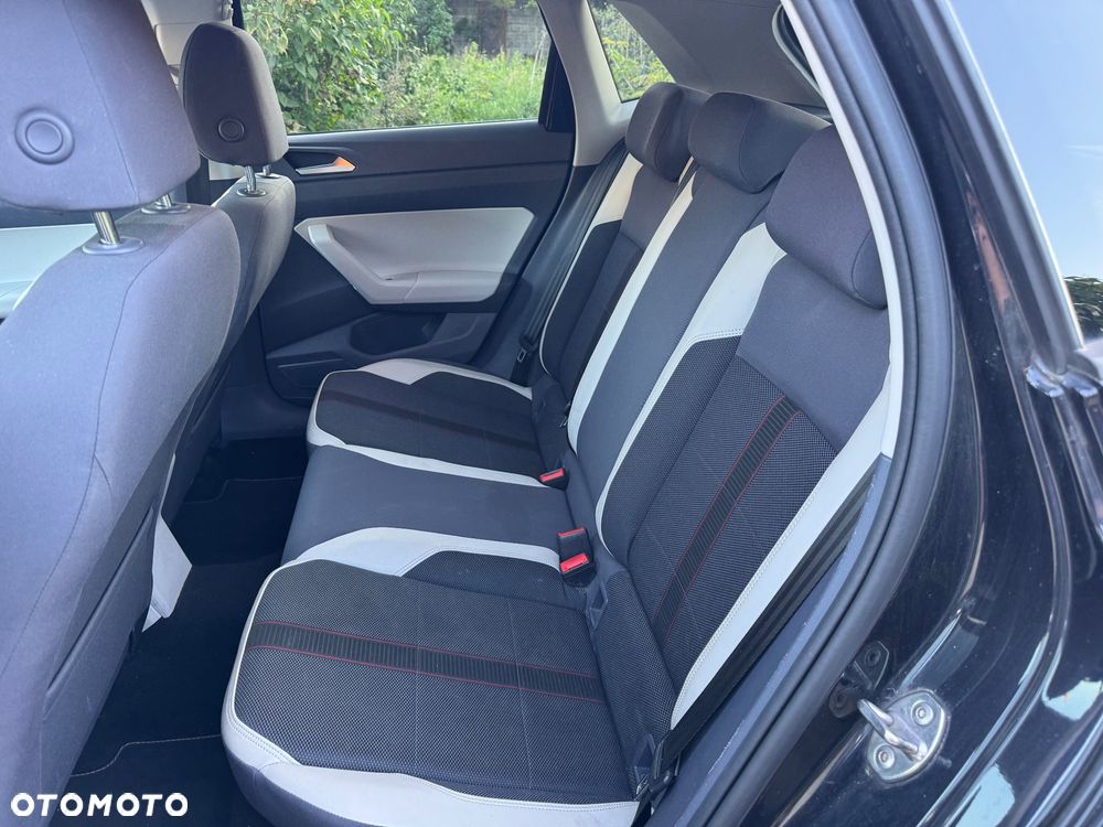Volkswagen Polo 1.0 TSI Beats - 39