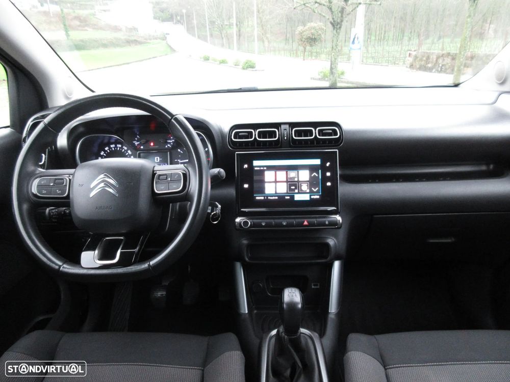 Citroën C3 Aircross 1.2 PureTech Shine - 26
