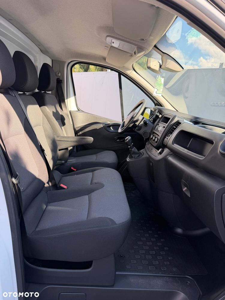 Renault Trafic - 19