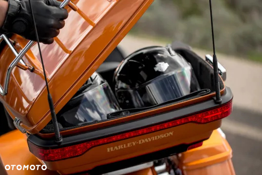 Harley-Davidson Touring Electra Glide - 4